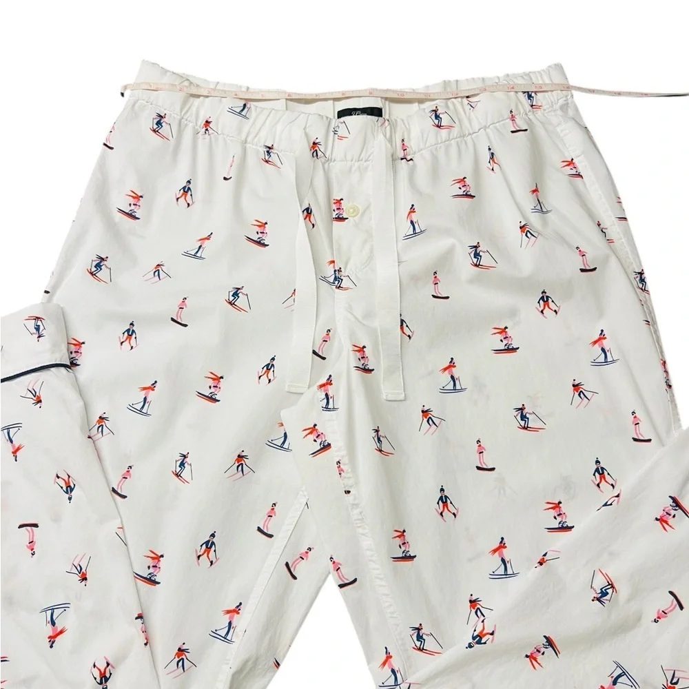 J. Crew White Pajama Shirt with Red and Blue Skier Print Men’s Size Medium